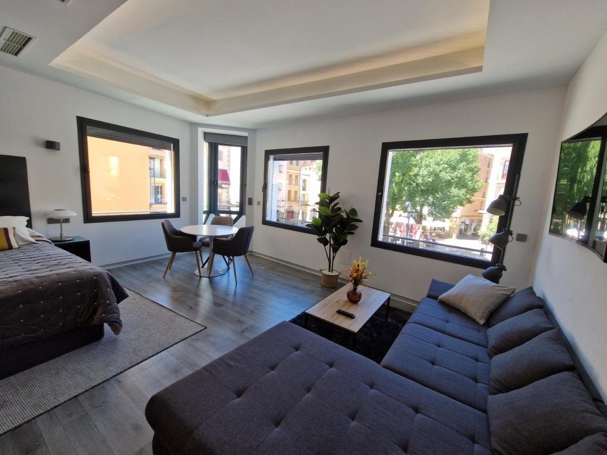 Plasencia Plaza Mayor Luxury Exterior photo